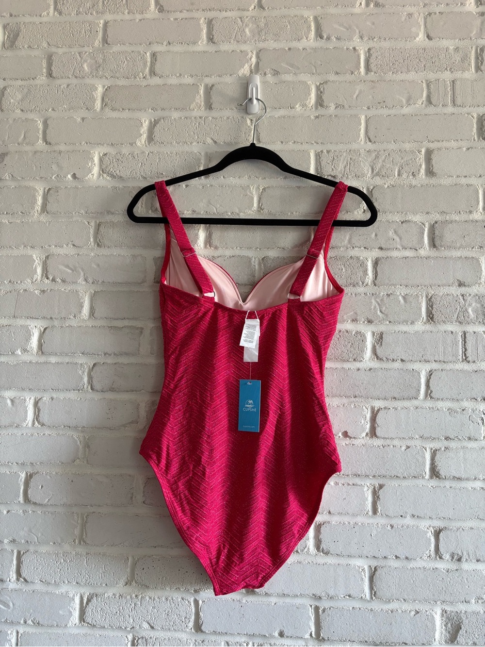 Cupshe Strawberry Lurex Jacquard Tummy Control One-Piece Swimsuit, Size Medium. - Picture 5 of 9